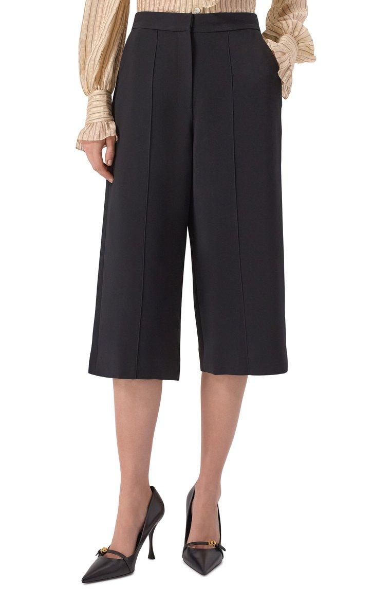 https://st-cdn.tsum.com/sig/dca128aec61ca8b49020670e26e6fba4/width/763/i/fe/d7/7d/c3/d51b1fbe-bd67-11f0-b80d-b4969139ea48.jpg