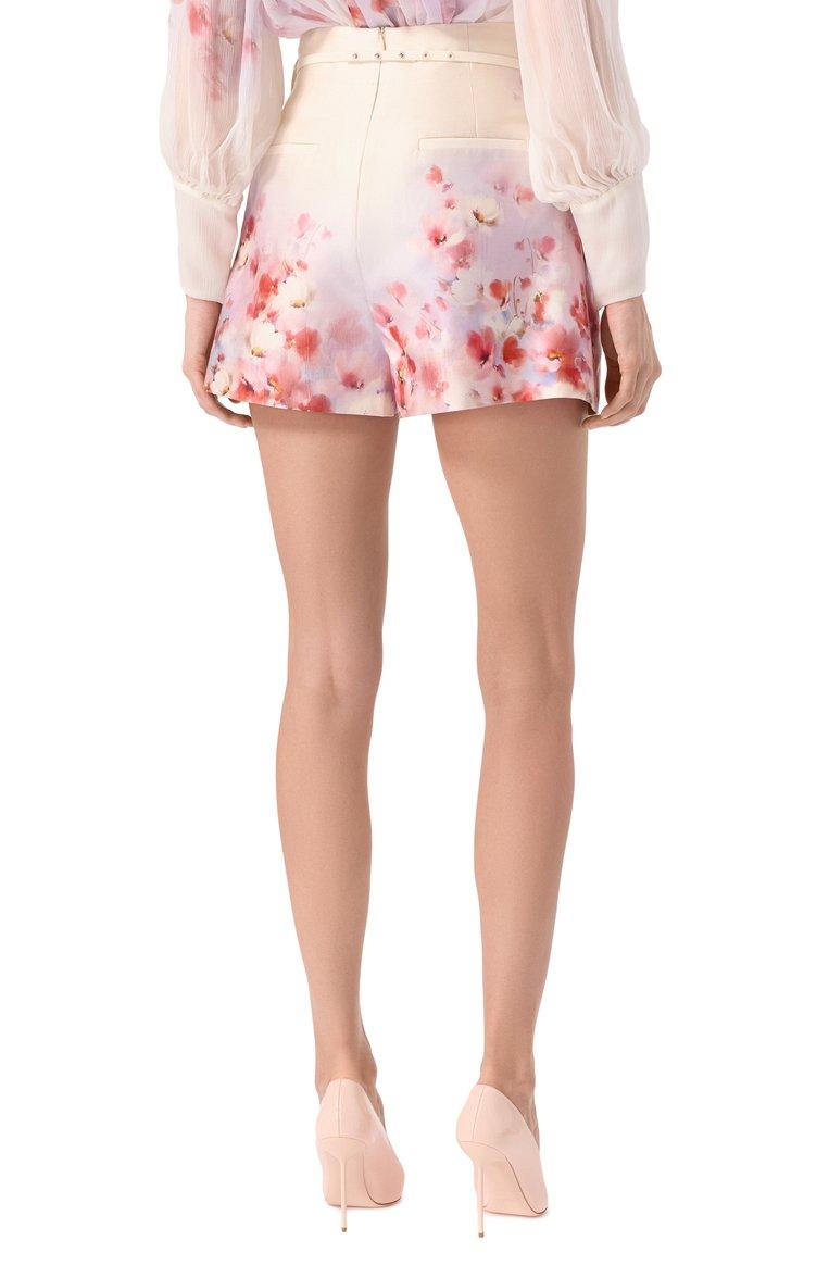 https://st-cdn.tsum.com/sig/df0fefeef6c58c0b5a617632127ed074/width/763/i/e2/44/38/fe/fea78381-1545-11f0-b80d-b4969139ea48.jpg