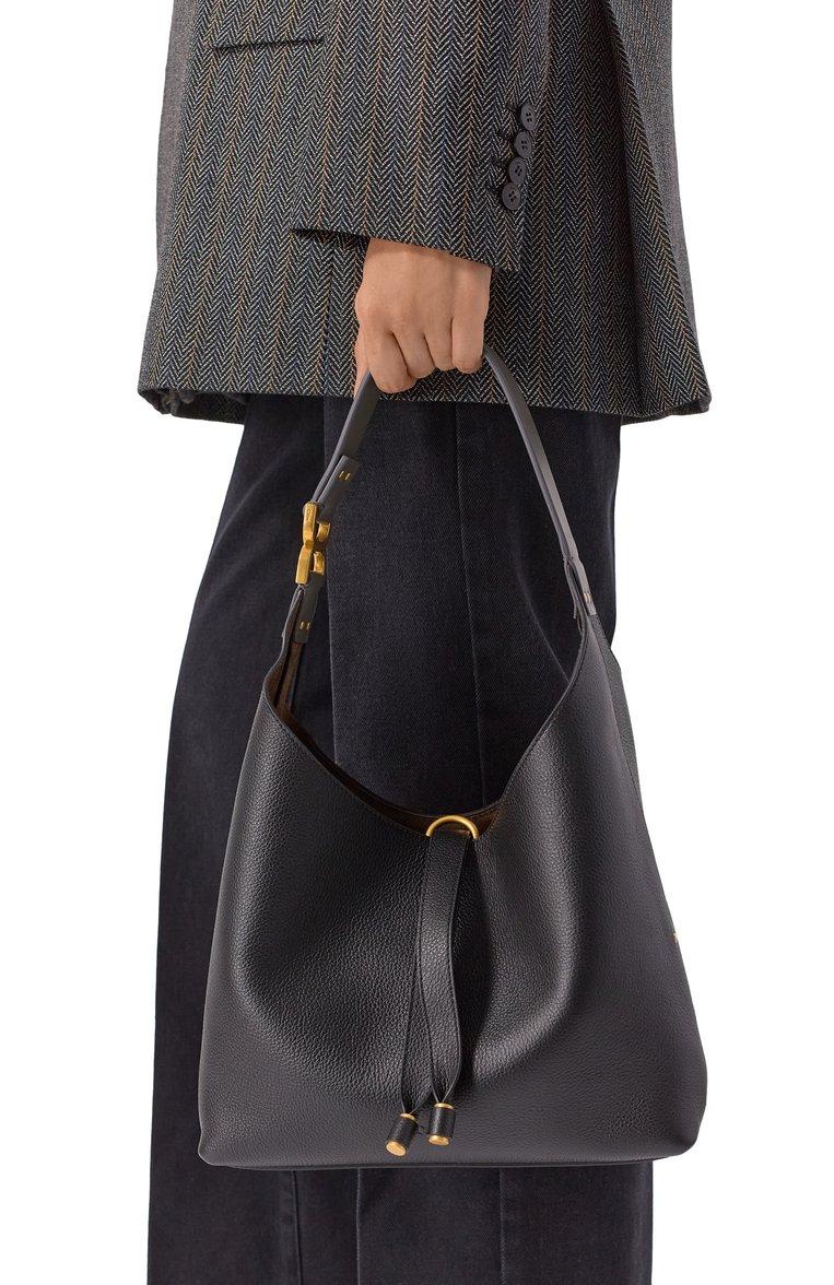 https://st-cdn.tsum.com/sig/e289bfd375fcd76be1f13c287df21081/width/763/i/3d/e3/b2/7a/685e5092-96f2-11f0-b80d-b4969139ea48.jpg