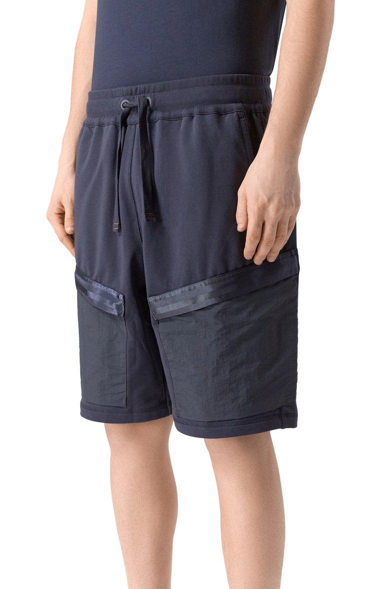 https://st-cdn.tsum.com/sig/e2e9e5d8f3bc29c58895c520d1dcbe05/width/763/i/13/fd/e4/fd/e897c947-029f-11f1-b80d-b4969139ea48.jpg
