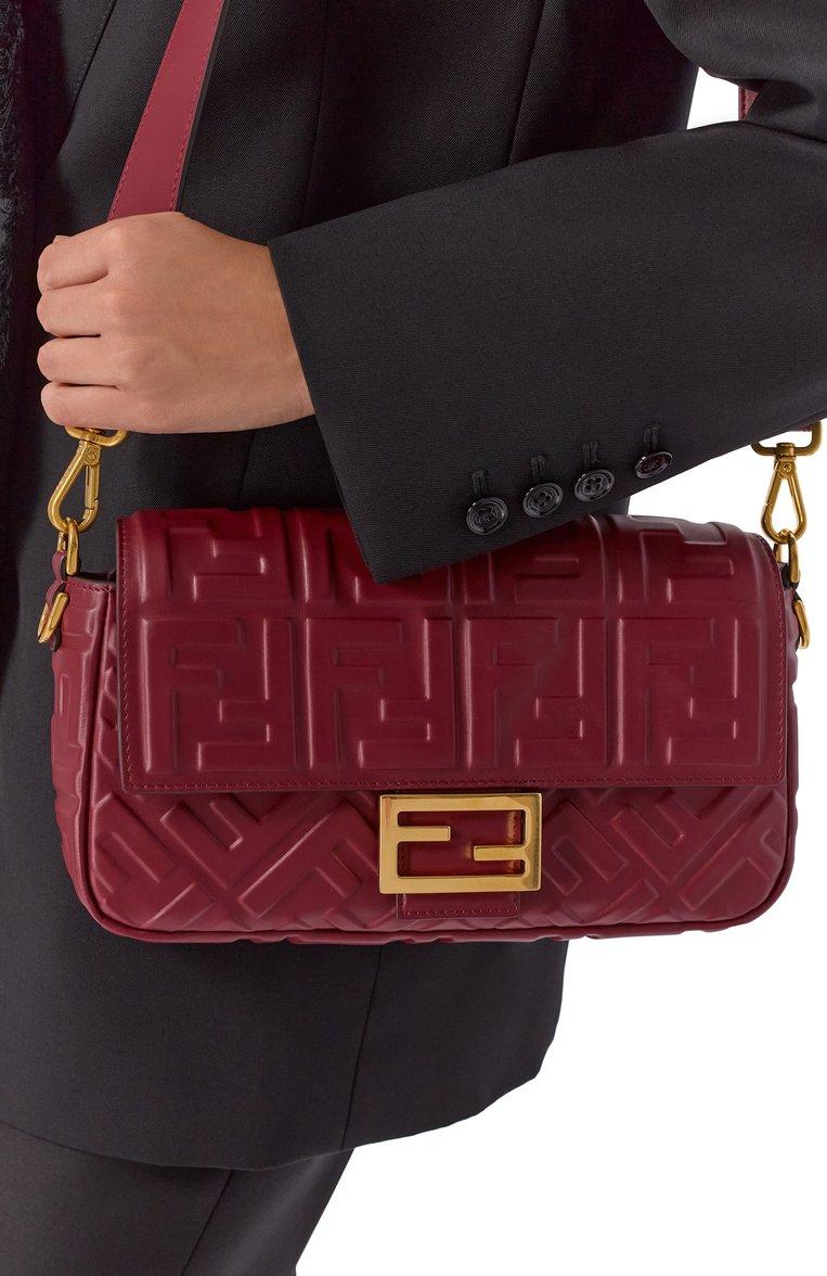 https://st-cdn.tsum.com/sig/e770c1b2db1c352d5039c58ccba39d4e/width/763/i/18/c5/24/a0/d9fe8a46-1aaf-4963-98e1-61ebb446f827.jpg