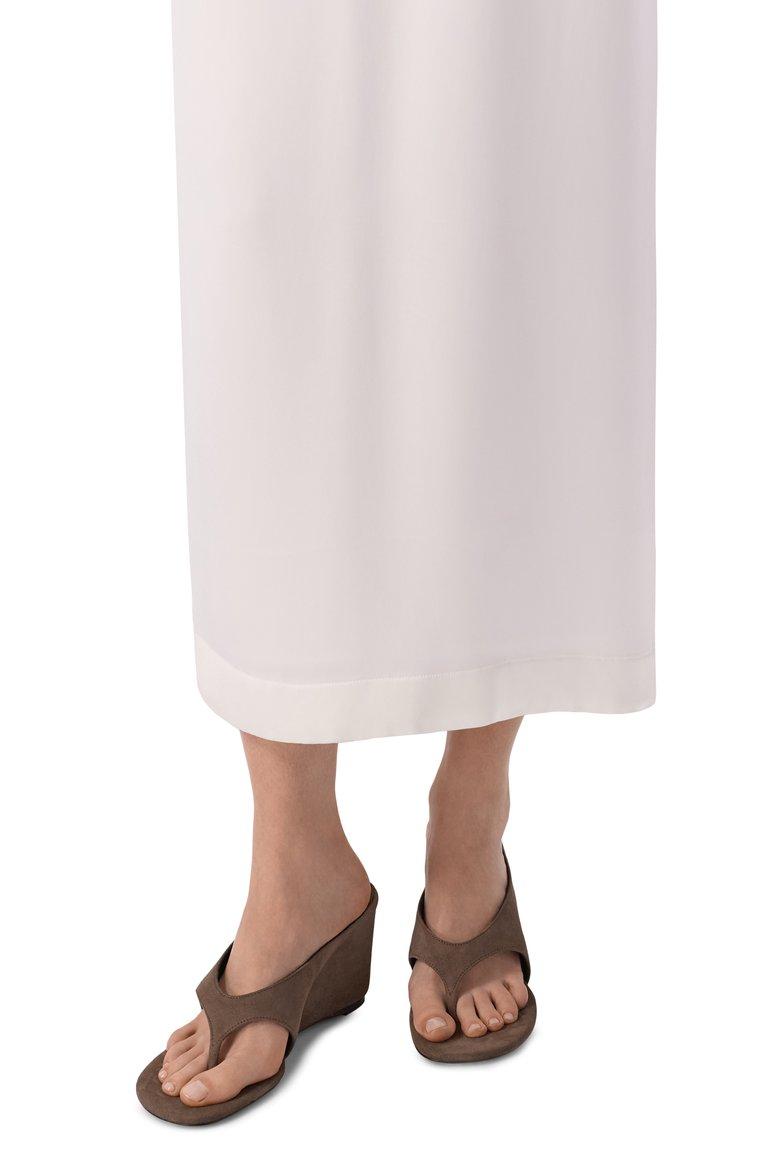 https://st-cdn.tsum.com/sig/e7cc016bfab4259878d4662f35e601e0/width/763/i/f7/b5/97/3e/4764f9ed-0a74-11f1-b80d-b4969139ea48.jpg