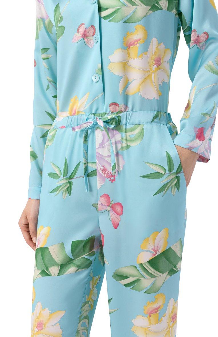 https://st-cdn.tsum.com/sig/e87c57f6a74ba7babe3ca3201c566799/width/763/i/67/0b/d7/9b/6f39b83c-d0c2-4ea6-80bb-06274c5eb23c.jpg