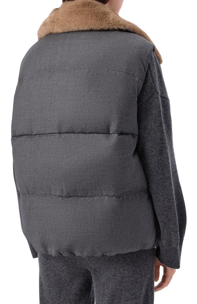 https://st-cdn.tsum.com/sig/ef1e457114e8f575999169cd35db18db/width/763/i/b9/28/47/39/638461e7-923a-11f0-b80d-b4969139ea48.jpg