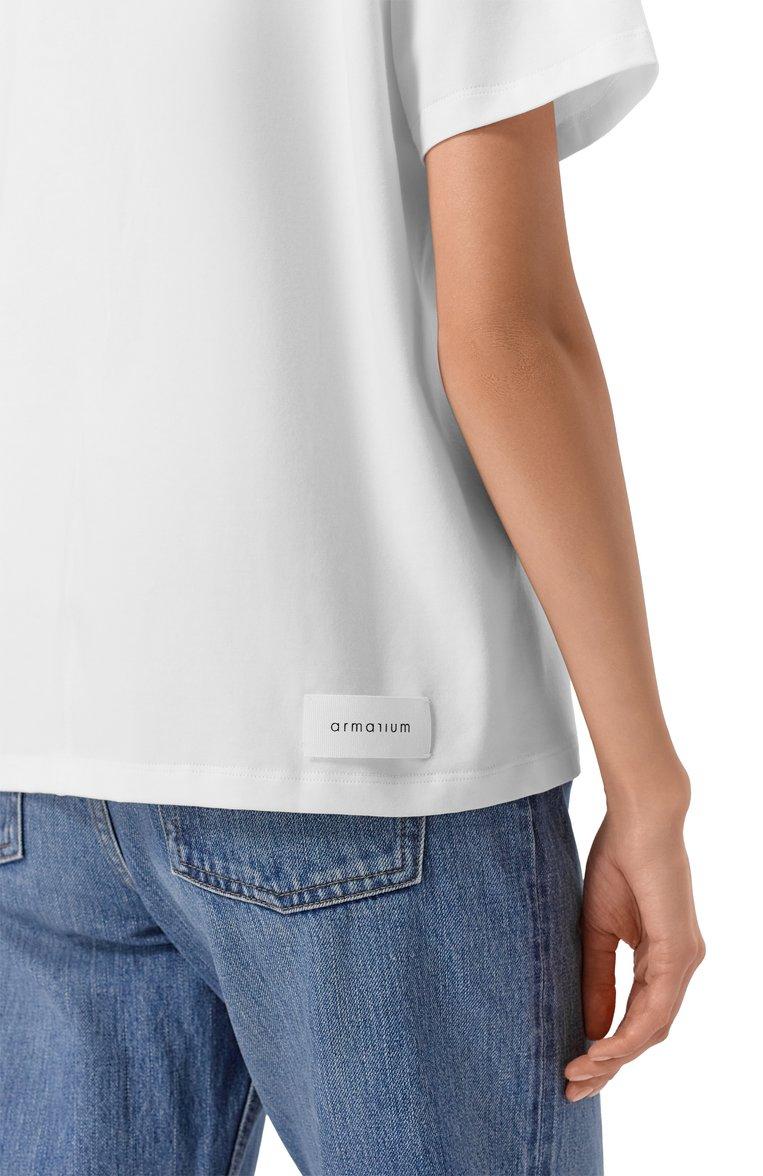 https://st-cdn.tsum.com/sig/f3c4d73845b9d04d0fb255e4296559c2/width/763/i/cc/f6/30/d0/e06e8f55-7137-11f0-b80d-b4969139ea48.jpg