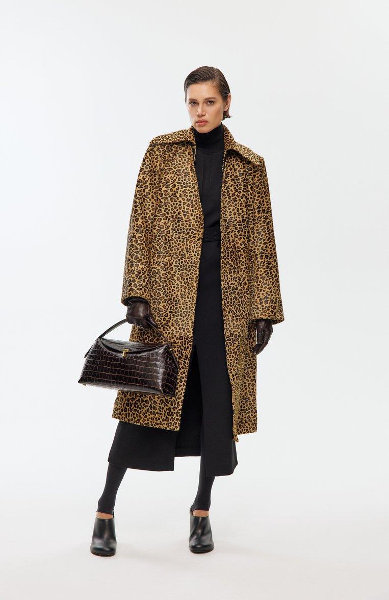 https://st-cdn.tsum.com/sig/f45ea1c9e9b7dca08f099a3ddf78d13c/width/763/i/c0/dc/a6/87/e105c5fe-c46c-11f0-b80d-b4969139ea48.jpg