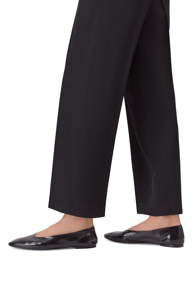 https://st-cdn.tsum.com/sig/f4f5caba58d04ce8fa2a9dce85a02f07/width/763/i/31/01/5a/60/44b433f3-6beb-4768-b440-0c50221538dd.jpg