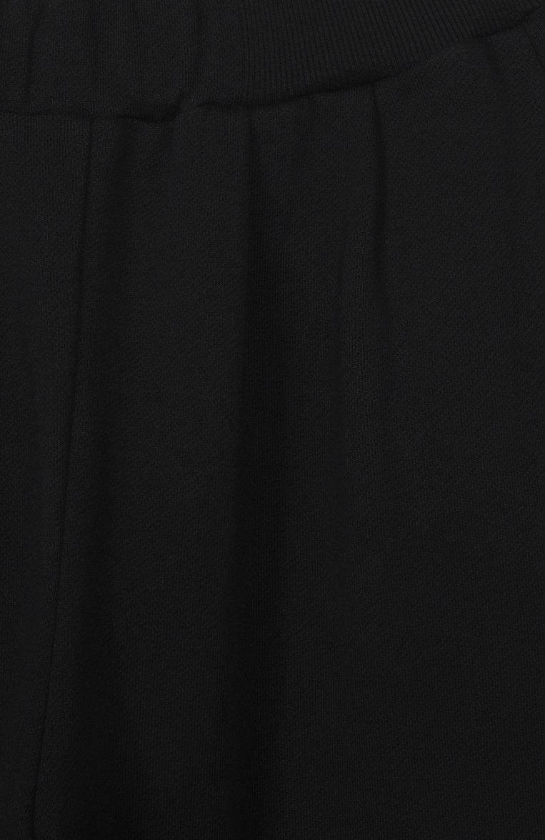 https://st-cdn.tsum.com/sig/fc2e71b1a66eefff71026061d96d18fb/width/763/i/44/3c/28/c1/17913b37-f526-11f0-b80d-b4969139ea48.jpg