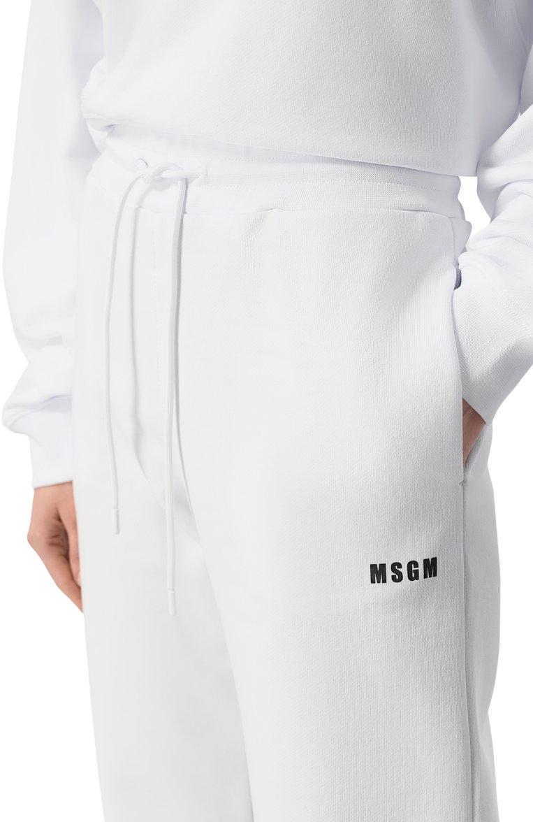 https://st-cdn.tsum.com/sig/fd5bf335439979ed2776b37ddf572d36/width/763/i/15/89/ed/a3/0de0c684-0037-11f1-b80d-b4969139ea48.jpg
