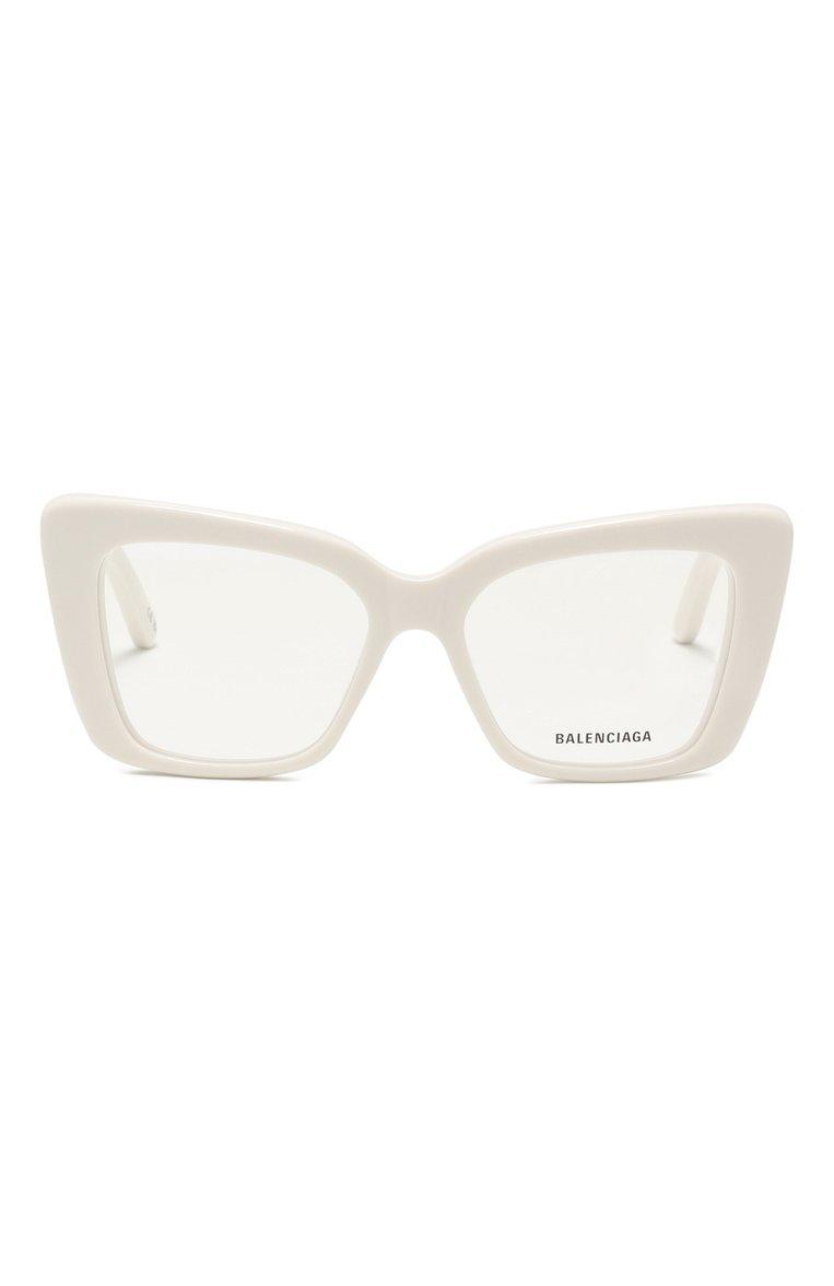 https://st-cdn.tsum.com/sig/fd9519ffd36fa56b3aa4517a0568bf32/width/763/i/8e/12/73/8e/e290089a-6639-4ed8-98b9-f2ff31622c89.jpg