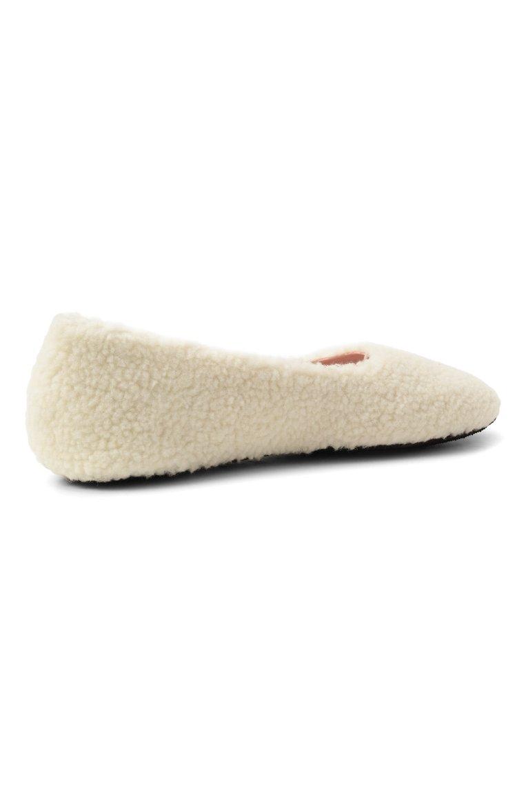 https://st-cdn.tsum.com/sig/ff59abed9acc5744ae02149cf26fa775/width/763/i/91/dc/64/37/510f882f-7d0c-11f0-b80d-b4969139ea48.jpg